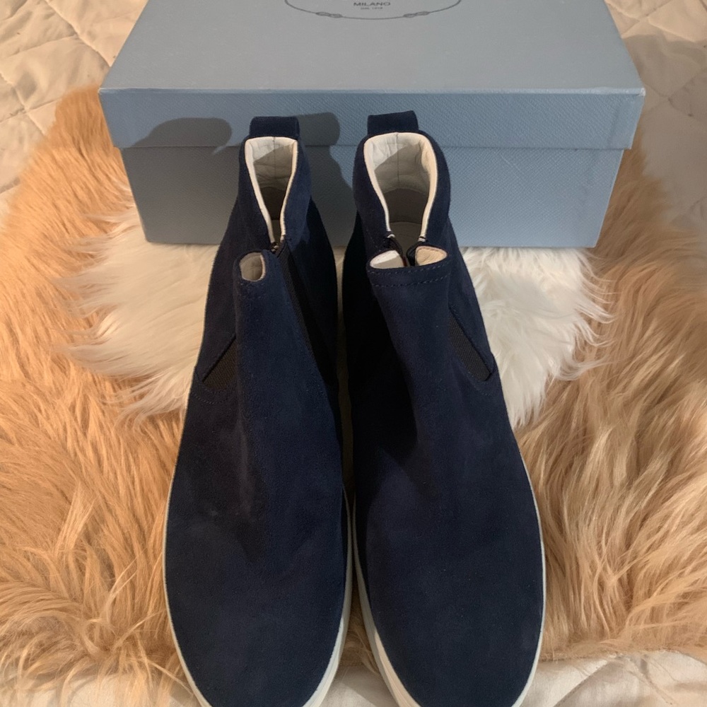 PRADA NAVY BLUE SUEDE ANKLE SNEAKER. - Picture 1 of 8
